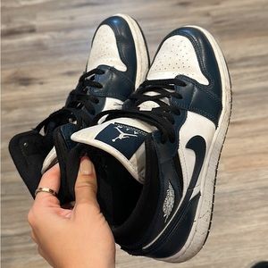 Jordan 1 dark blue
